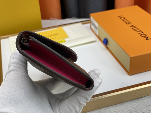 LVコピーウォレット細部ディテール